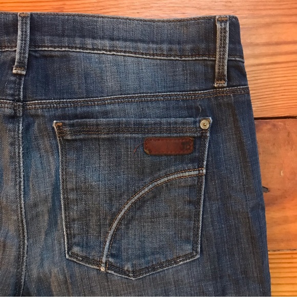 Joe’s Jeans Dark Wash Provocateur Flare, EUC, 30 W - Picture 11 of 11
